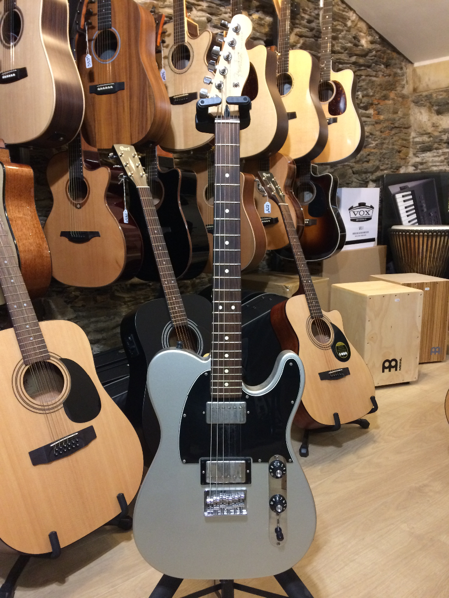 FENDER TELECASTER BLACKTOP SILVER FENDER TELECASTER BLACKTOP SILVER